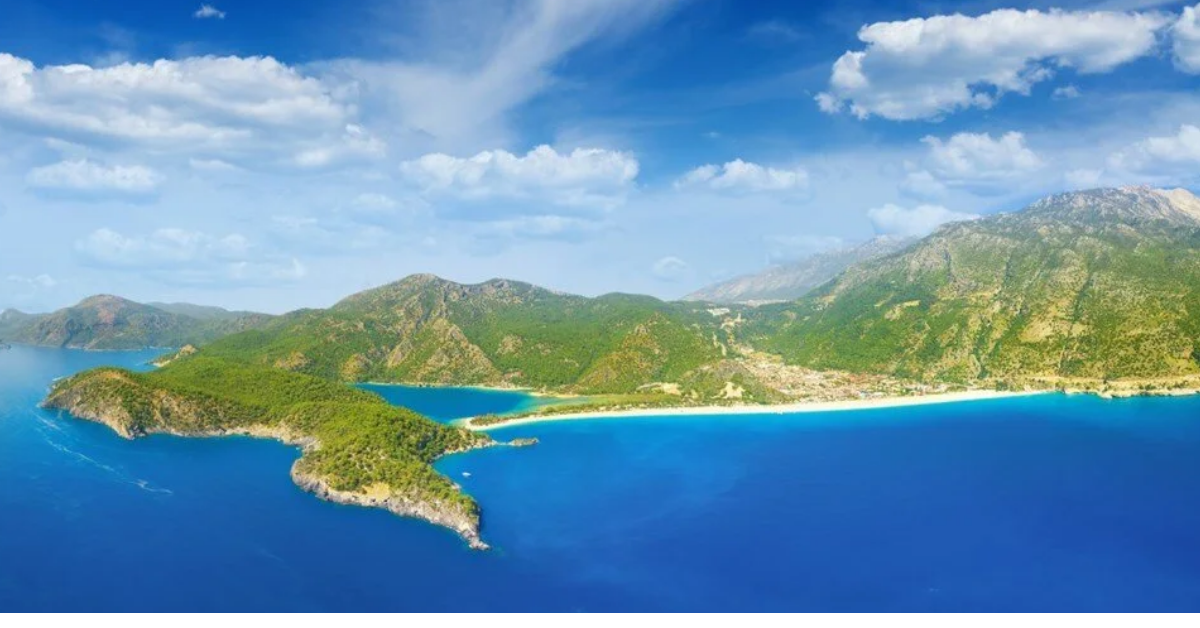 Ölüdeniz'in Eşsiz Plajı ve Lagünü