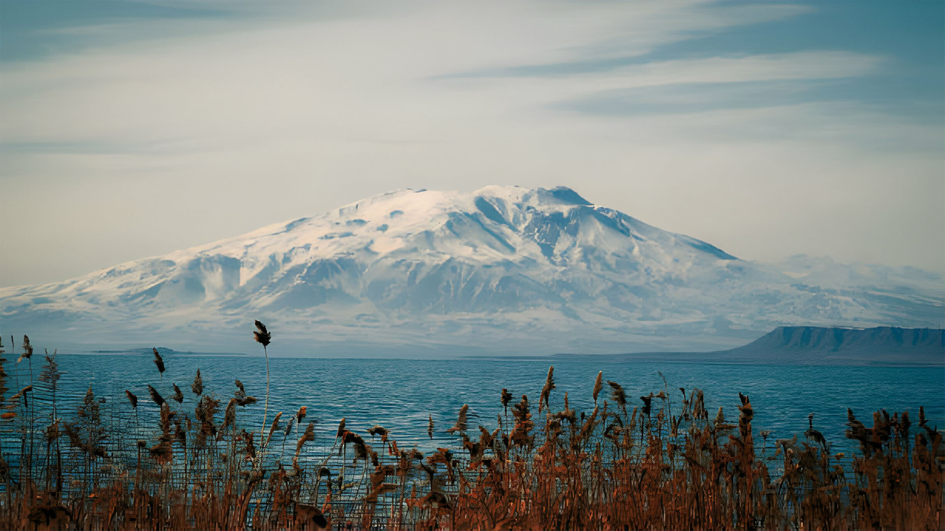 Van Gölü ve Akdamar Adası