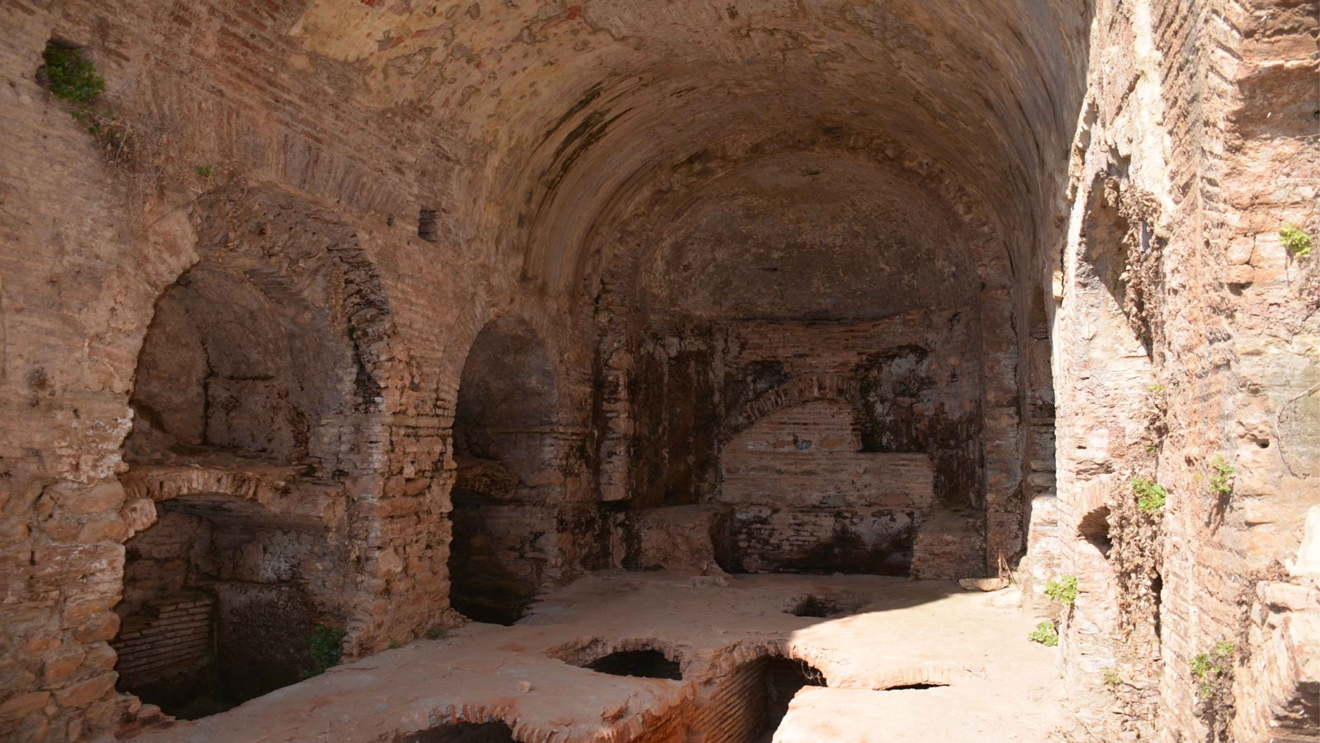 Yedi Uyurlar: Bir Efsanenin Arkeolojik İzleri