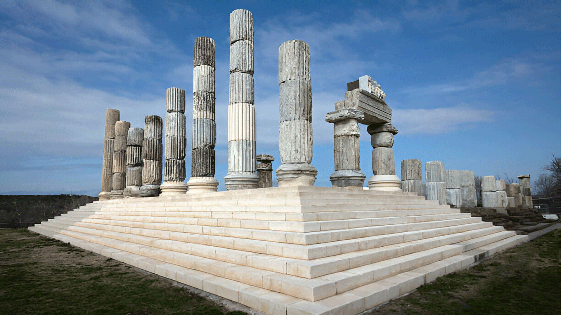 Tapınakta Yapılan Kazılar